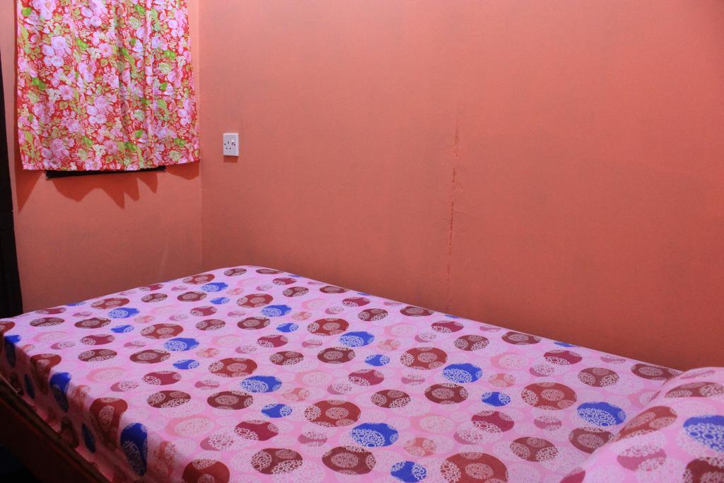 Rumah tetamu Natalie *